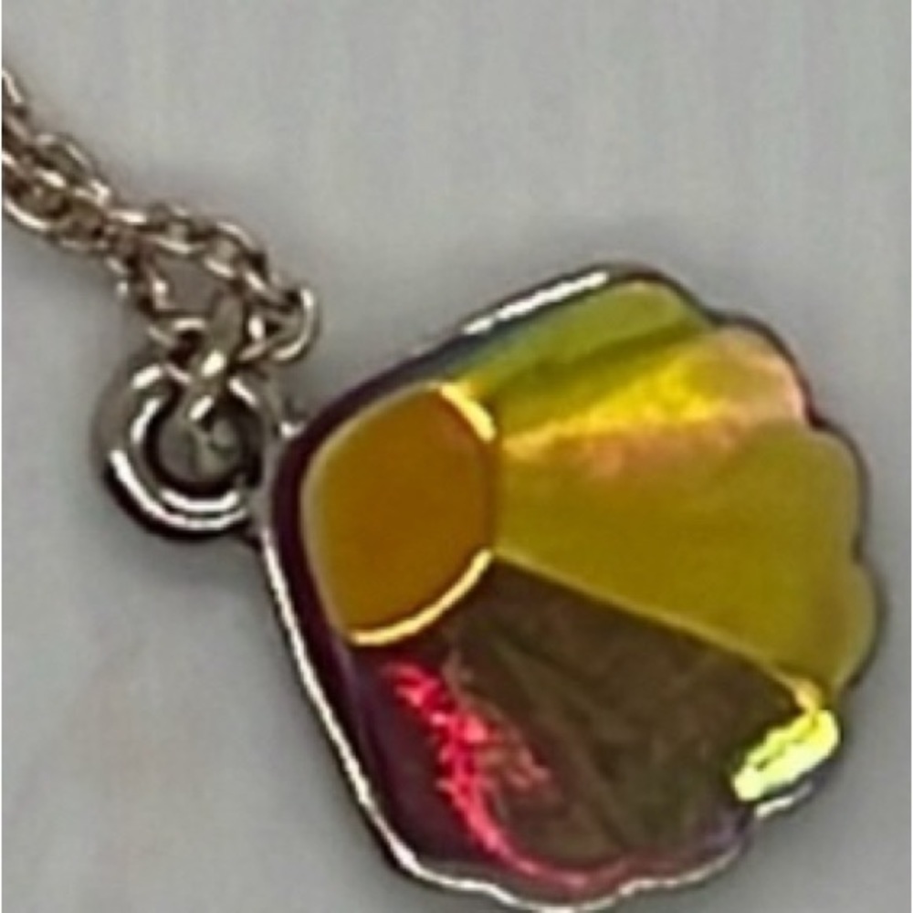 Crabby, couture, Betsy Johnson, shell necklace